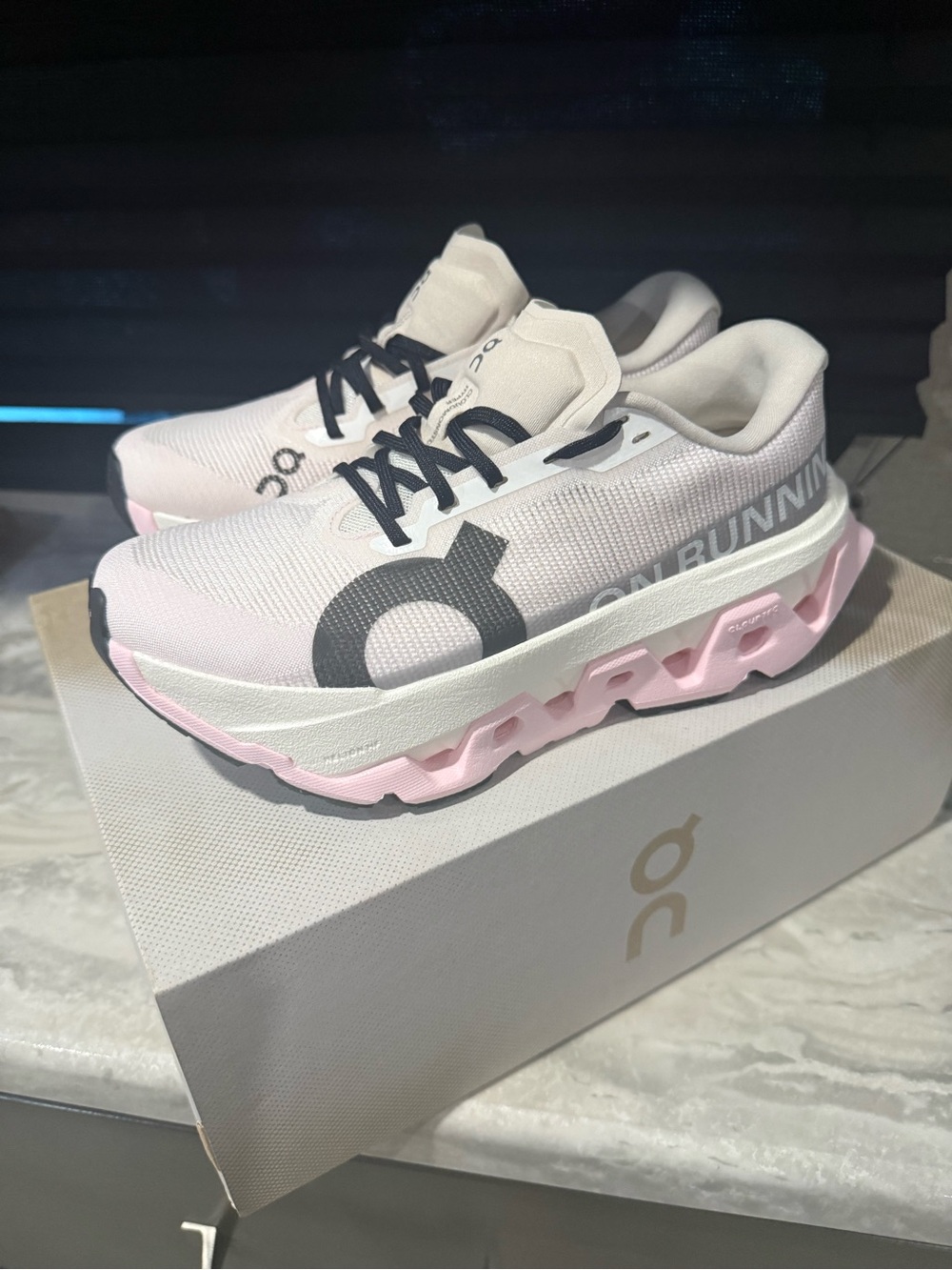 Women’s On Running Cloudmonster 3 Hyper Running Shoe - Pink/ivory